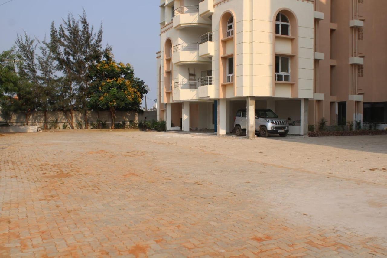 Wekare Sea Sight Service Apartments Puri Exterior photo
