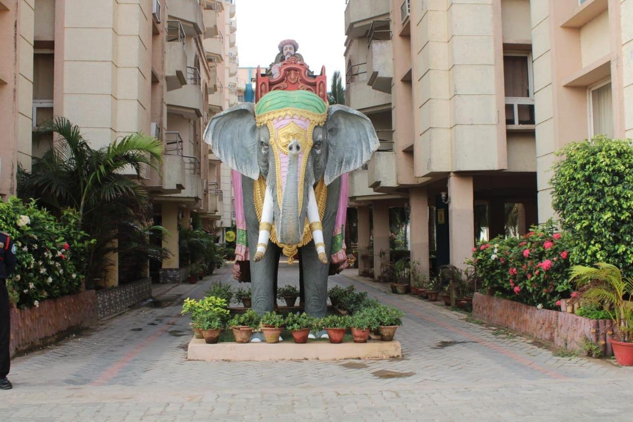 Wekare Sea Sight Service Apartments Puri Exterior photo